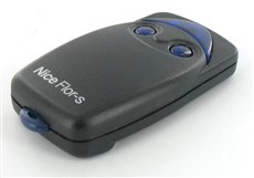 Mando NICE Flo2R-s, parte delantera Mando NICE Flo2R-s, parte delantera