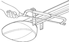 4. Compruebe que el carril esté nivelado, ajústelo si es necesario y corte el sobrante de los soportes. 4. Compruebe que el carril esté nivelado, ajústelo si es necesario y corte el sobrante de los soportes.
