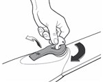 2. Introduzca la llave de desbloqueo y gírela en el sentido de las agujas del reloj