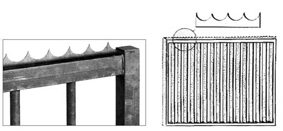 remate puntiagudo de la puerta